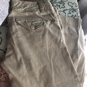 American Eagle capris